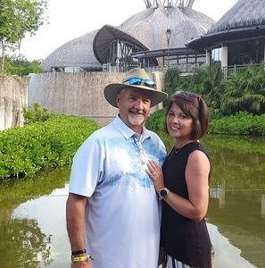 Meet your Posher, Clifta